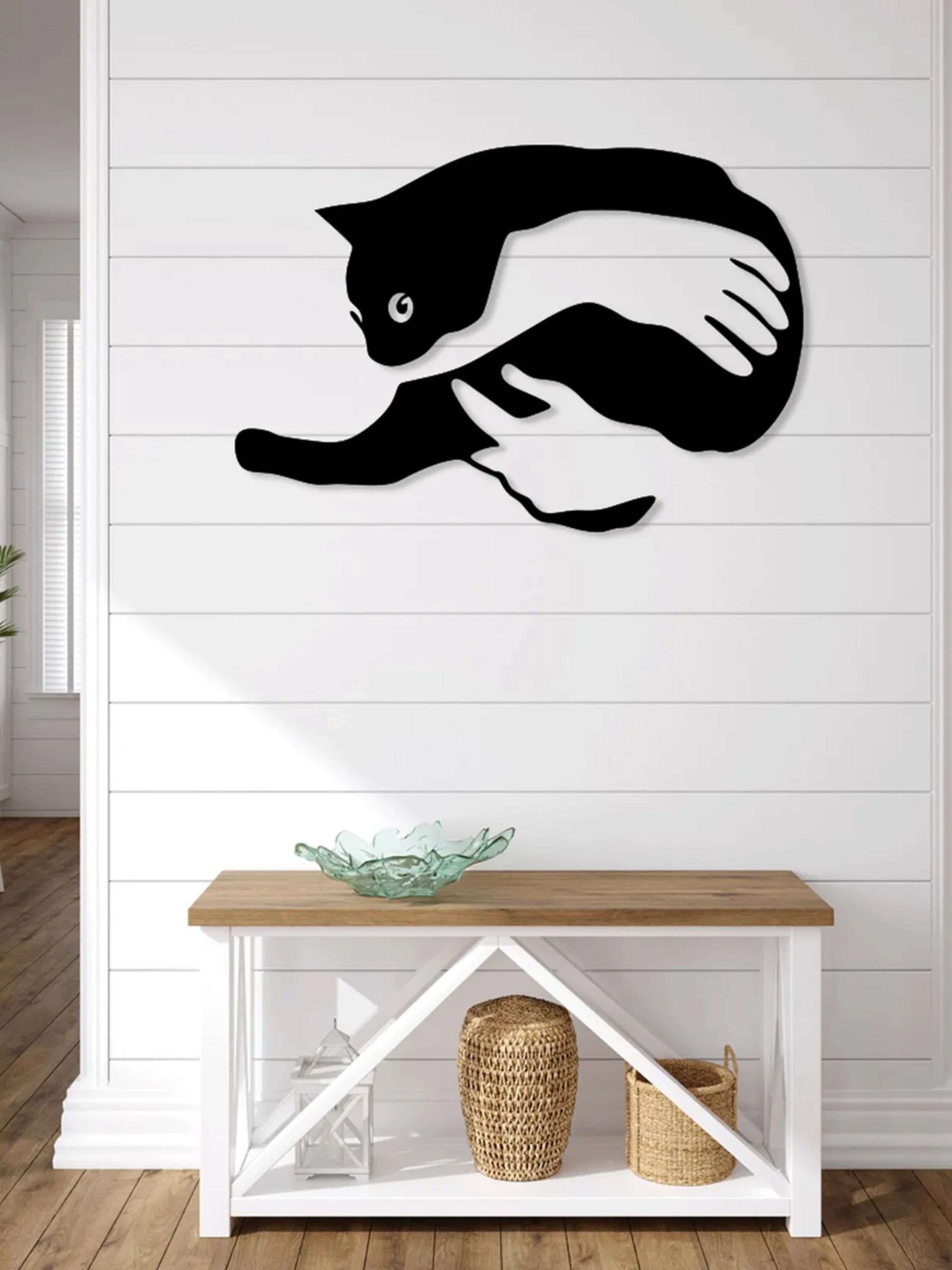 Sahiplenen Eller Kedi Silüeti Metal Duvar